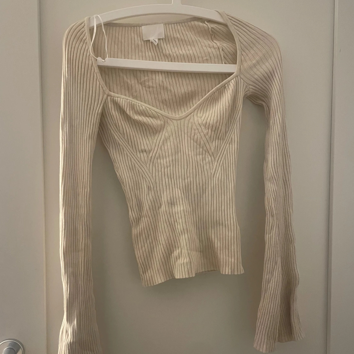 Beige ribbad topp från H&M - 2