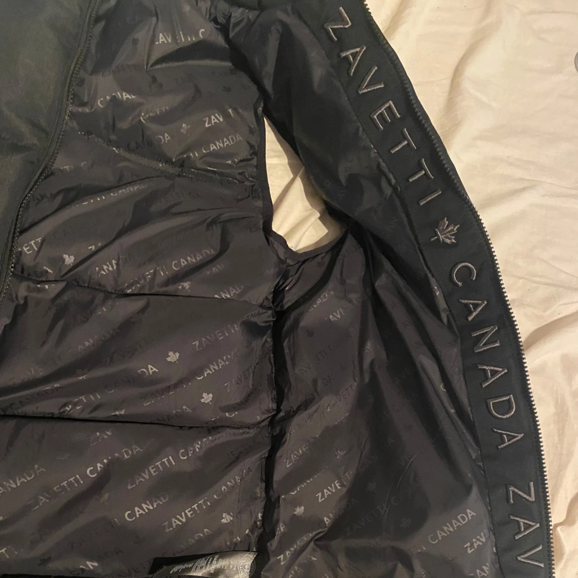 Svart dunväst från Zavetti Canada - 3