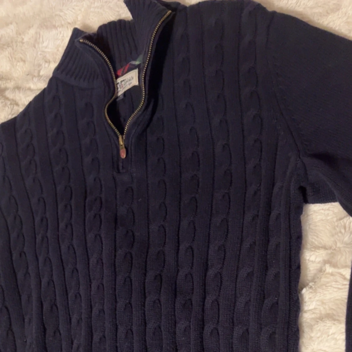 Mörkblå stickad tröja från Hampton Republic - 1