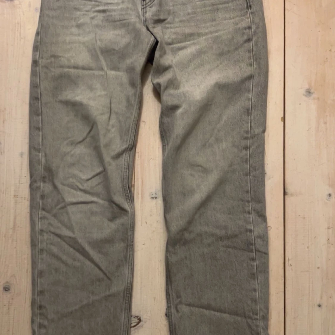 Grå jeans från Perfect Jeans