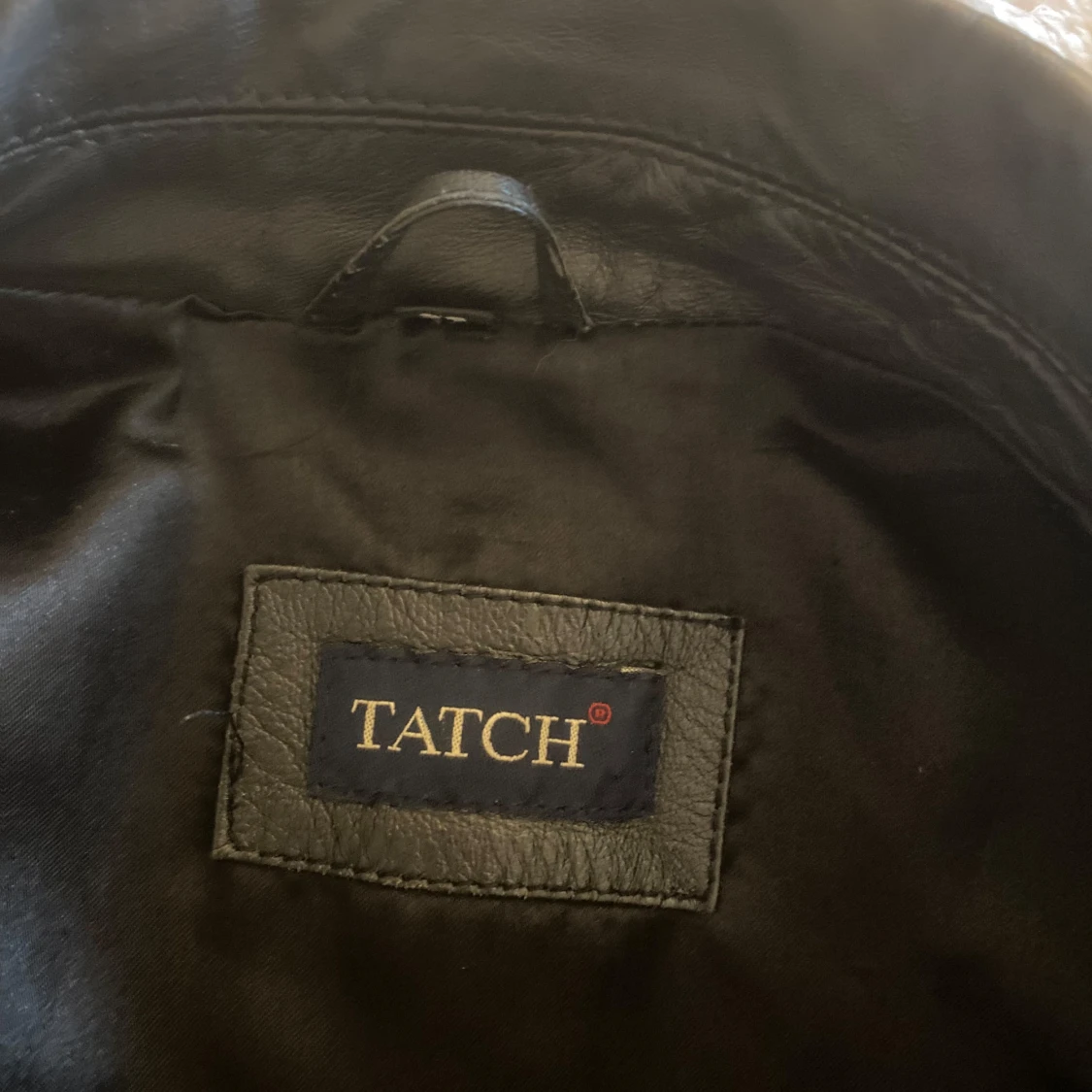 Svart läderjacka ifrån Tatch - 2