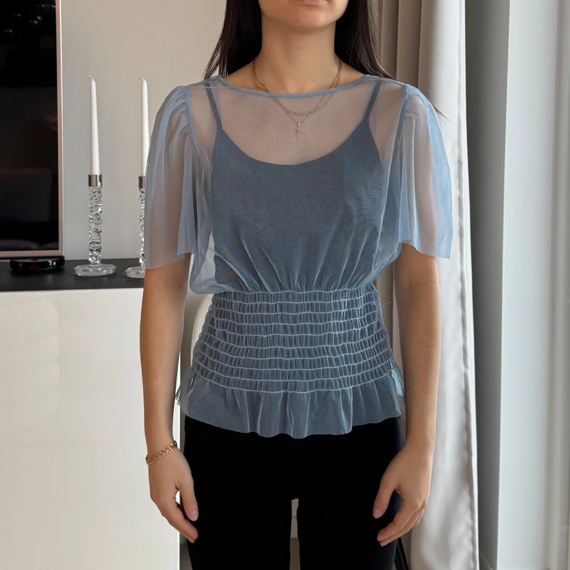 Blå transparent blus