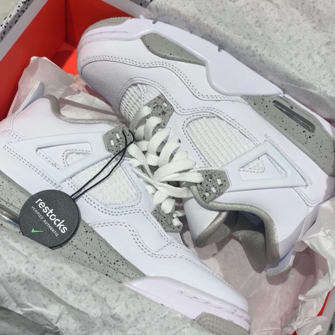  Air Jordan 4 Retro 'White Oreo'  - 1