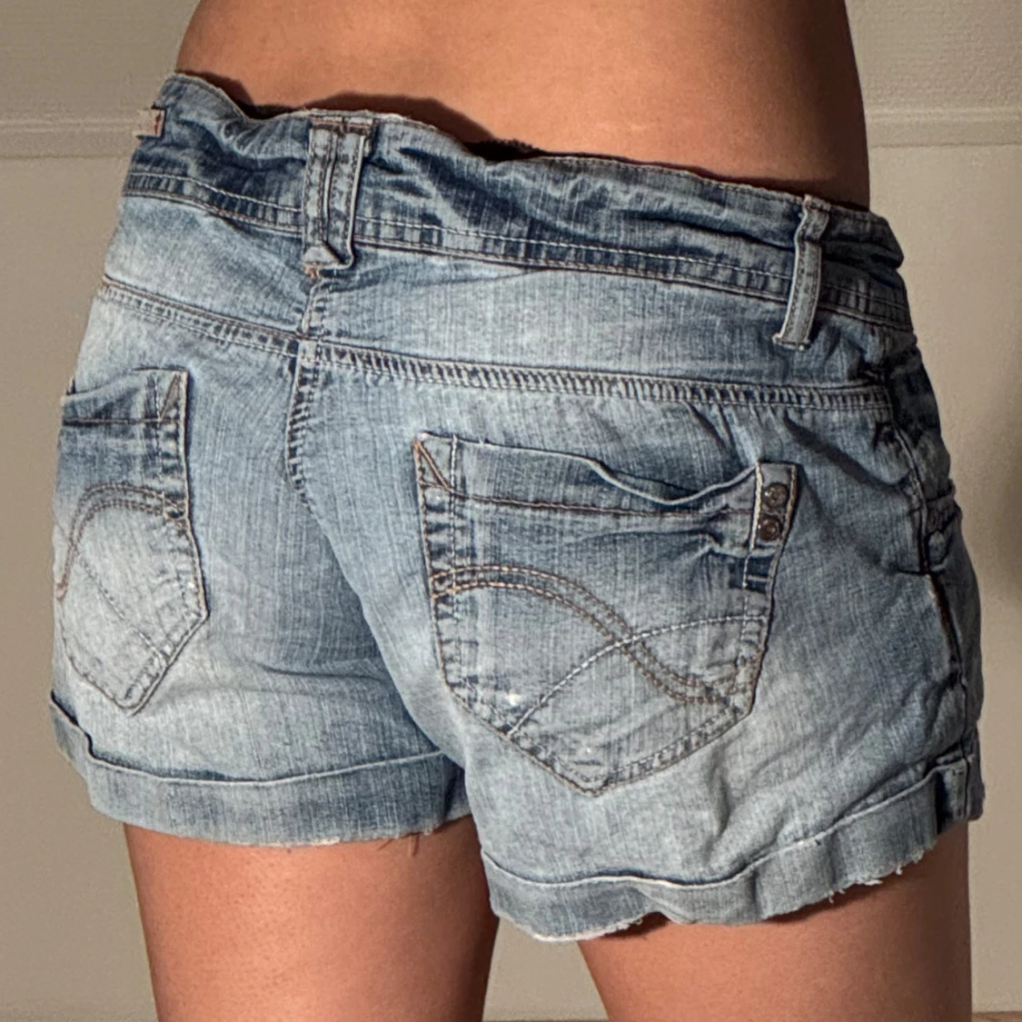 Low jeansshorts - 1
