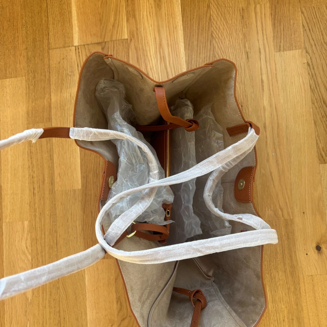 Brun rymlig väska  - 2