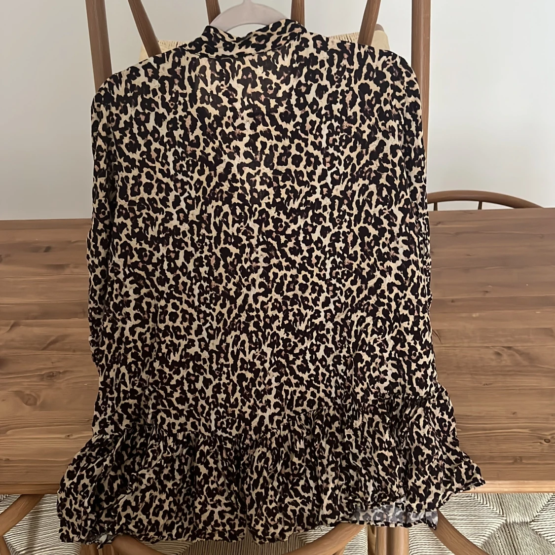 Leopardmönstrad klänning från Zara - 4