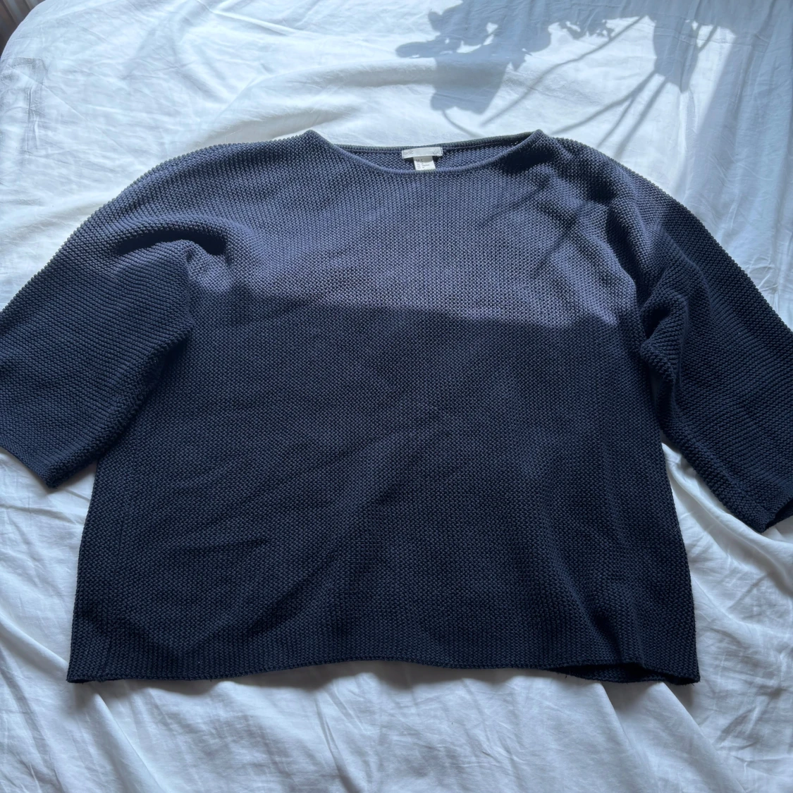 Mörkblå stickad tröja BASIC M