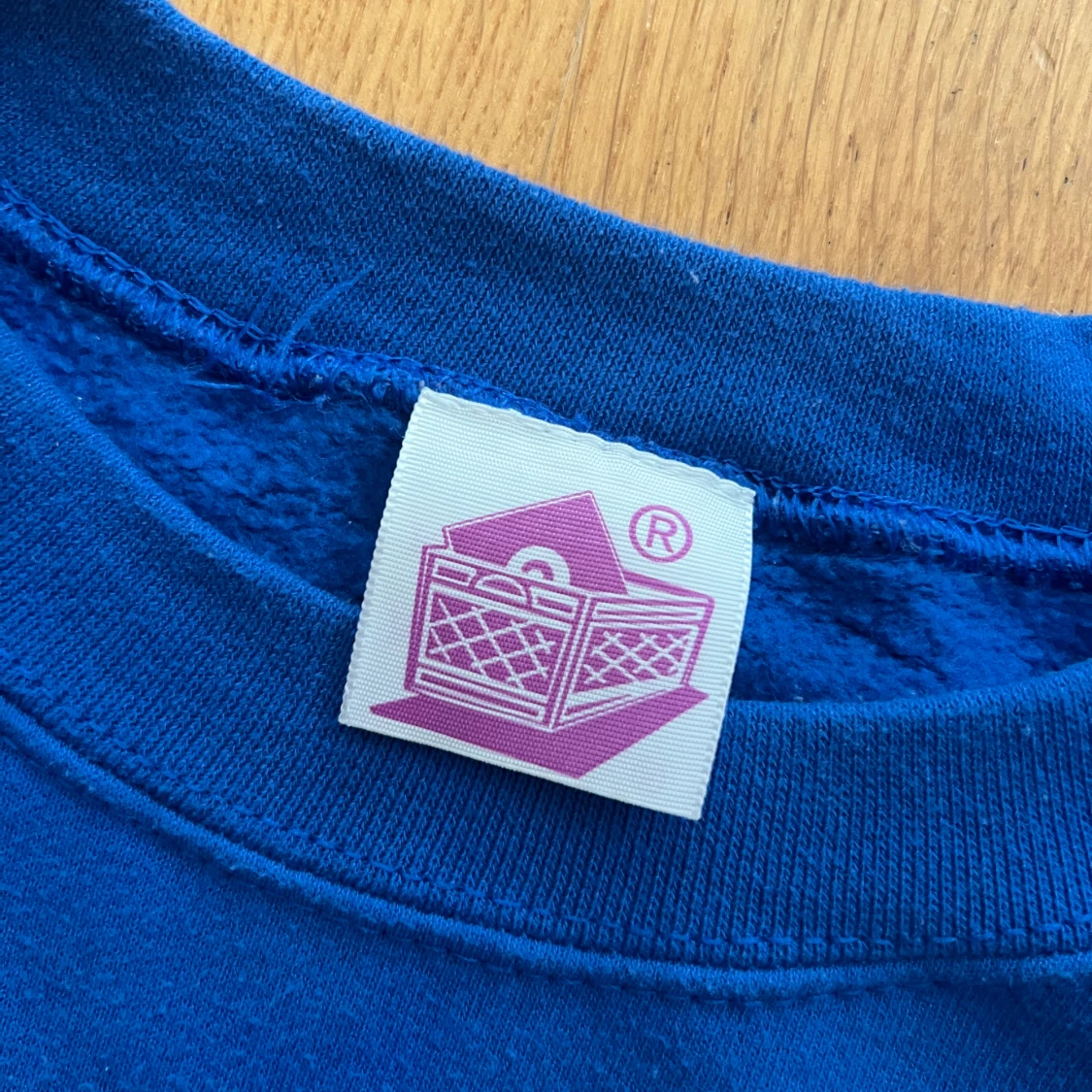 Milk Crate - Blå 42nd Street sweatshirt i medium - 2