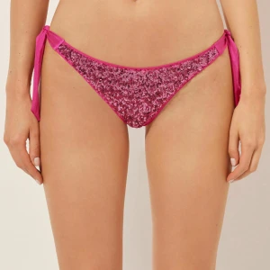 Calzedonia bikini - Mörkblå paljett bikini underdel från calzedonia som inte säljs längre. Aldrig använt💗