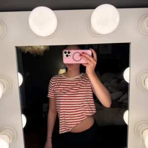 Randig t-shirt - Randig t shirt från zara❤️❤️