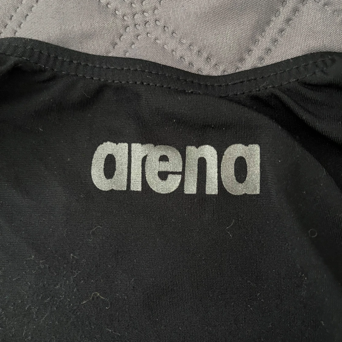 Svart baddräkt från Arena - 1