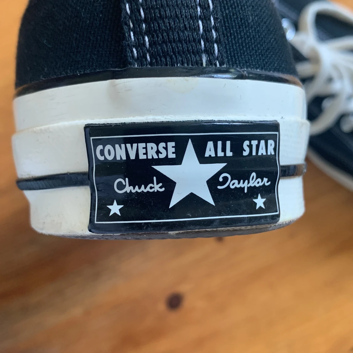 Svarta Converse Chuck Taylor All Star sneakers - 2