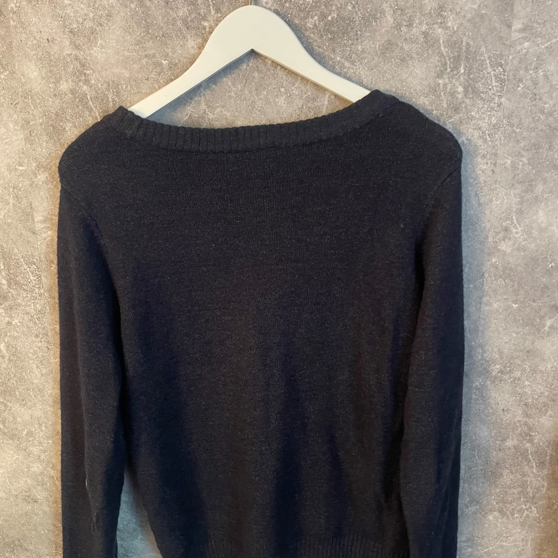 Mörkblå stickad tröja från Vila - 1