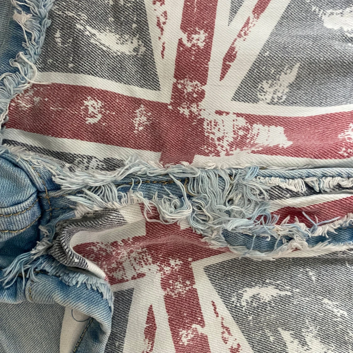 Ljusblå lowrise jeansshorts med flagga design🇬🇧 - 4