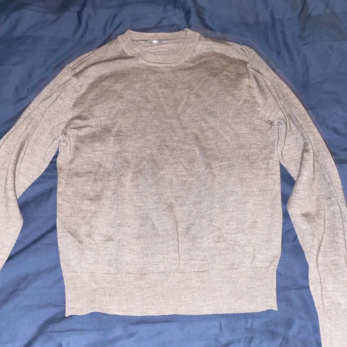 Brun/beige stickad tröja från Sandö - 1