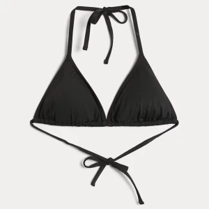 Bikini överdel - Svart bikini överdel från Cubus. Helt ny och oanvänd, endast testad och nytvättad. nyprid 199kr. Säljer då jag köpte två likadana. Tryck gärna på köp nu.
