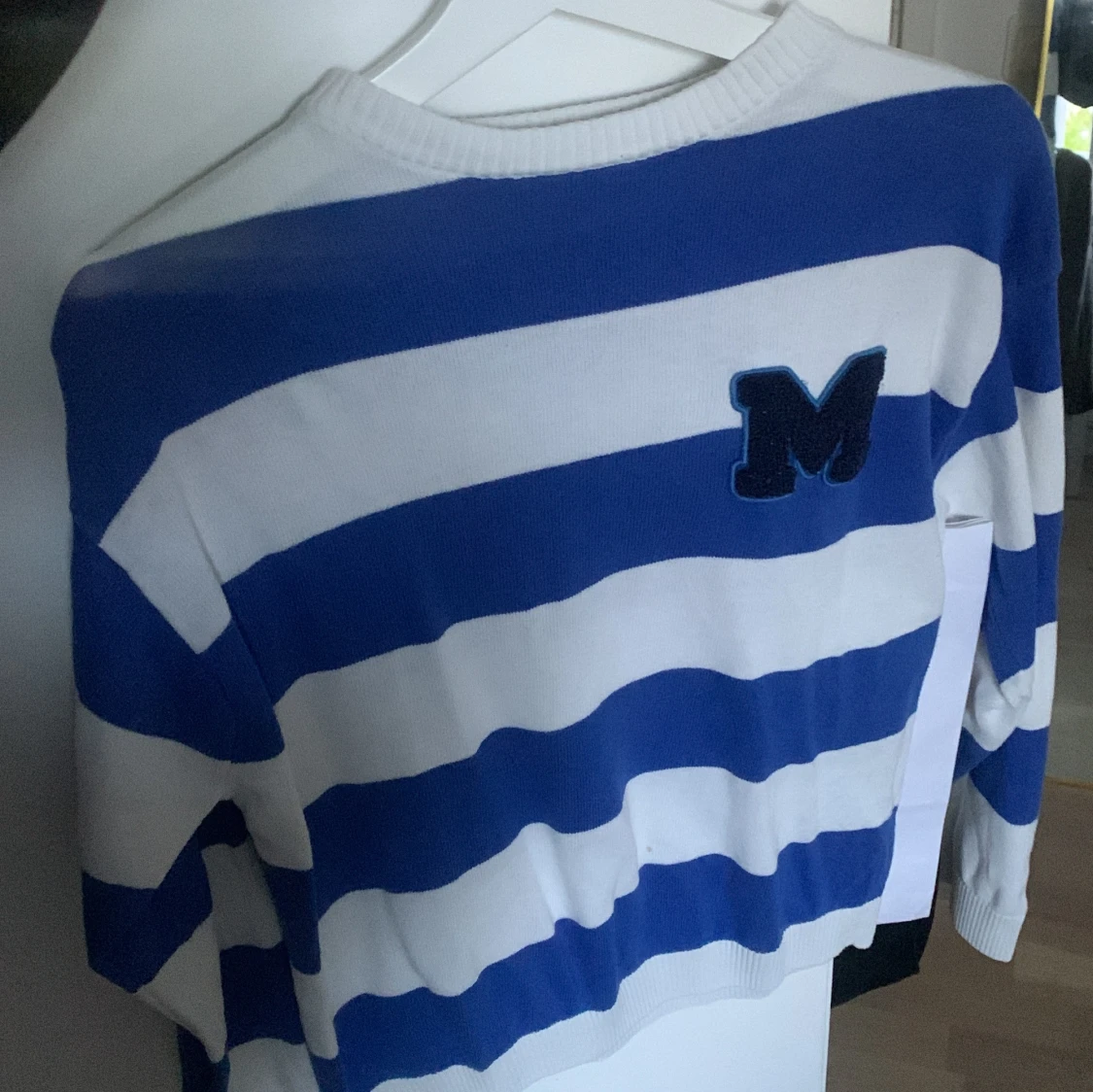 Randig blåvit tröja från Zara 💙🤍 - 4