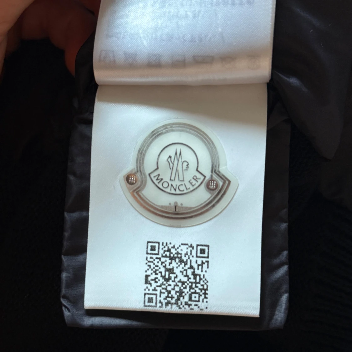 Moncler Cardigan - 92