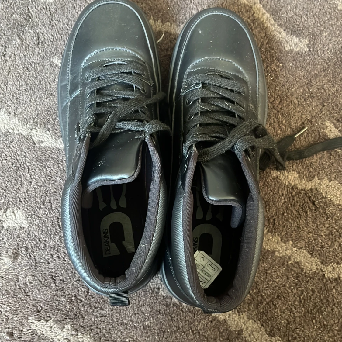 Svarta sneakers från Deakins - 1