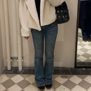 Brandy Melville jeans - Snygga låga brandy jeans🤩🤩