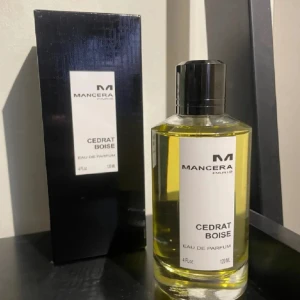 Mancera Cedrat Boise Eau de Parfum -  Skriv för mer information och pris kan diskuteras.             Samples kommer med varje köp