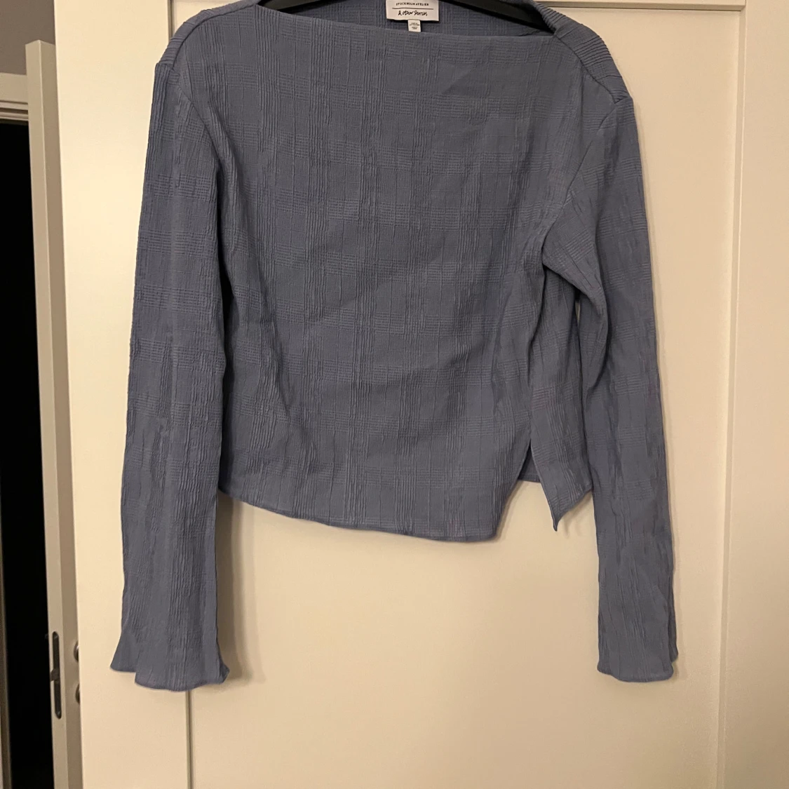 Blå långärmad topp från & Other Stories