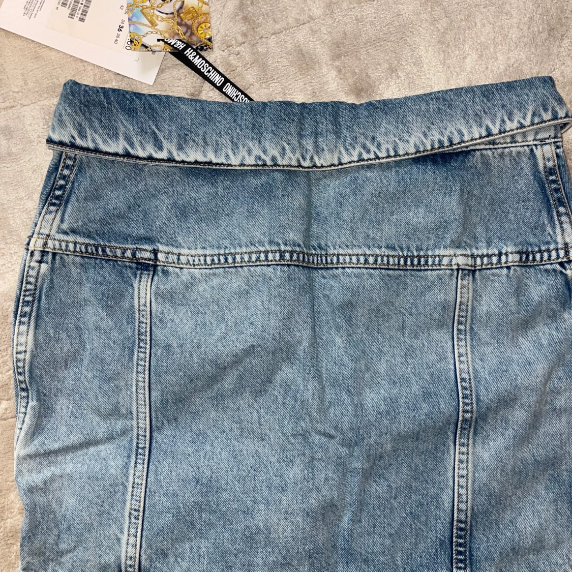 Jeanskjol från H&M x Moschino - 4