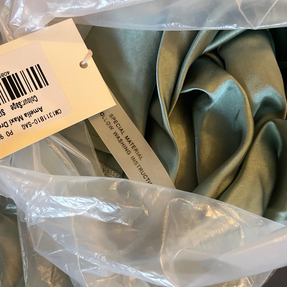 Ljusgrön långklänning från Hello Molly  - 3