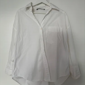 Vit  skjorta - Vit skjorta, bra skick