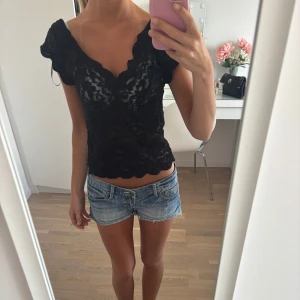 Spetstopp - Köpt på vinted men knappt använd av mig då de är lite stort🫶🏼