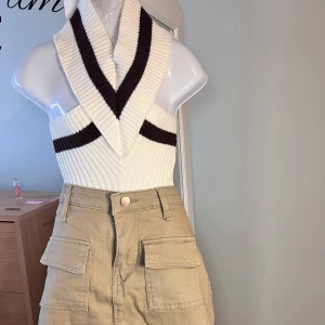Set halter topp öppet ryggen + kjol jeans  - Kjol längd 36 cm 