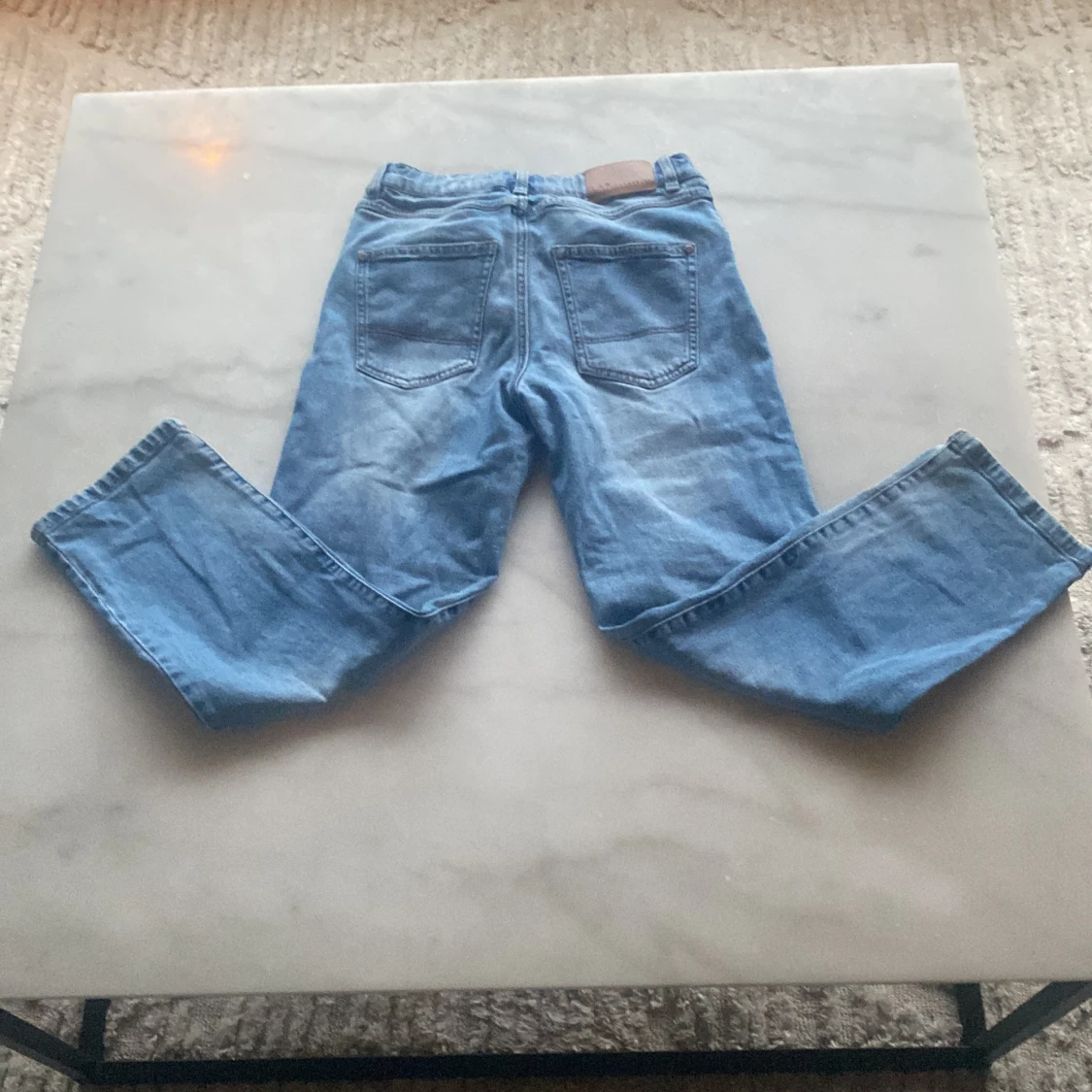 Baggy blå jeans från LAB - 1