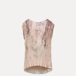Beige plisserad topp från Zara - Snygg beige plisserad topp från Zara med ett unikt mönster i bruna toner. Toppen är ärmlös och har en lös passform som ger en elegant look. Perfekt för att lyfta vilken outfit som helst.