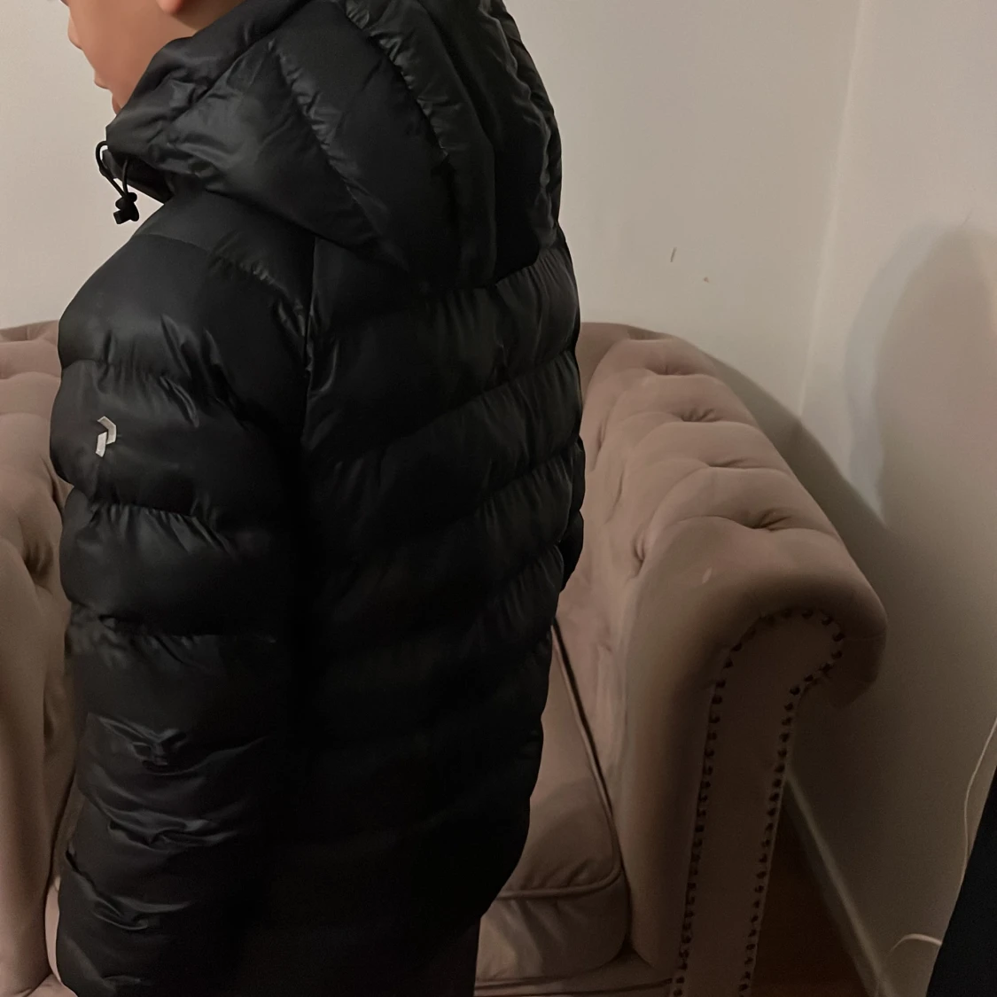 Svart dunjacka från Peak Performance - 1