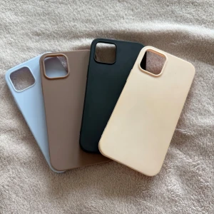 Fodral till mobil i olika färger - Mobilskal till iPhone 12 i olika färger.