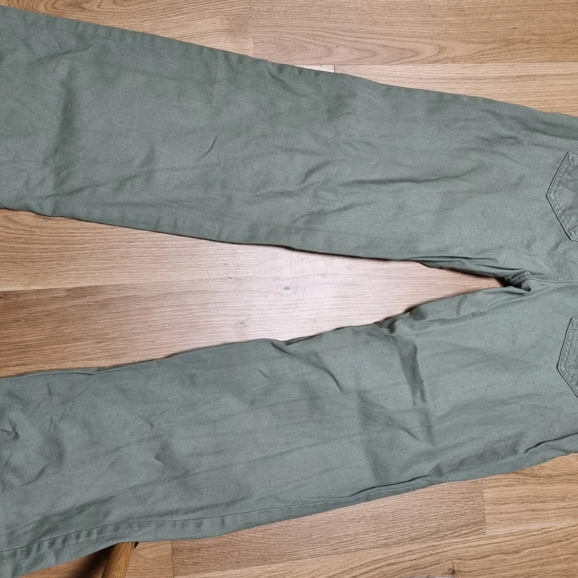 Gröna byxor från Stradivarius - 1