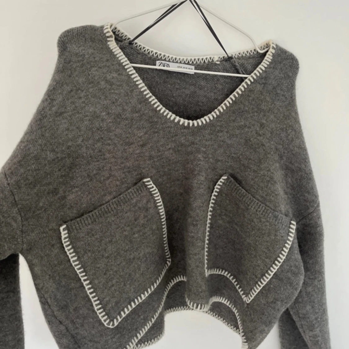Grå unik stickad tröja från ZARA - 1