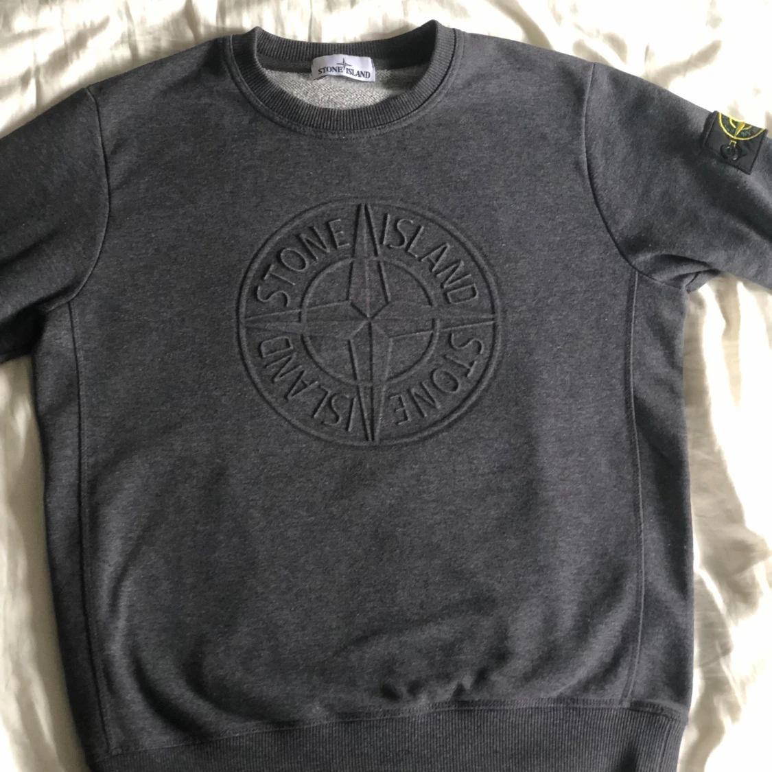 Grå sweatshirt från Stone Island - 1