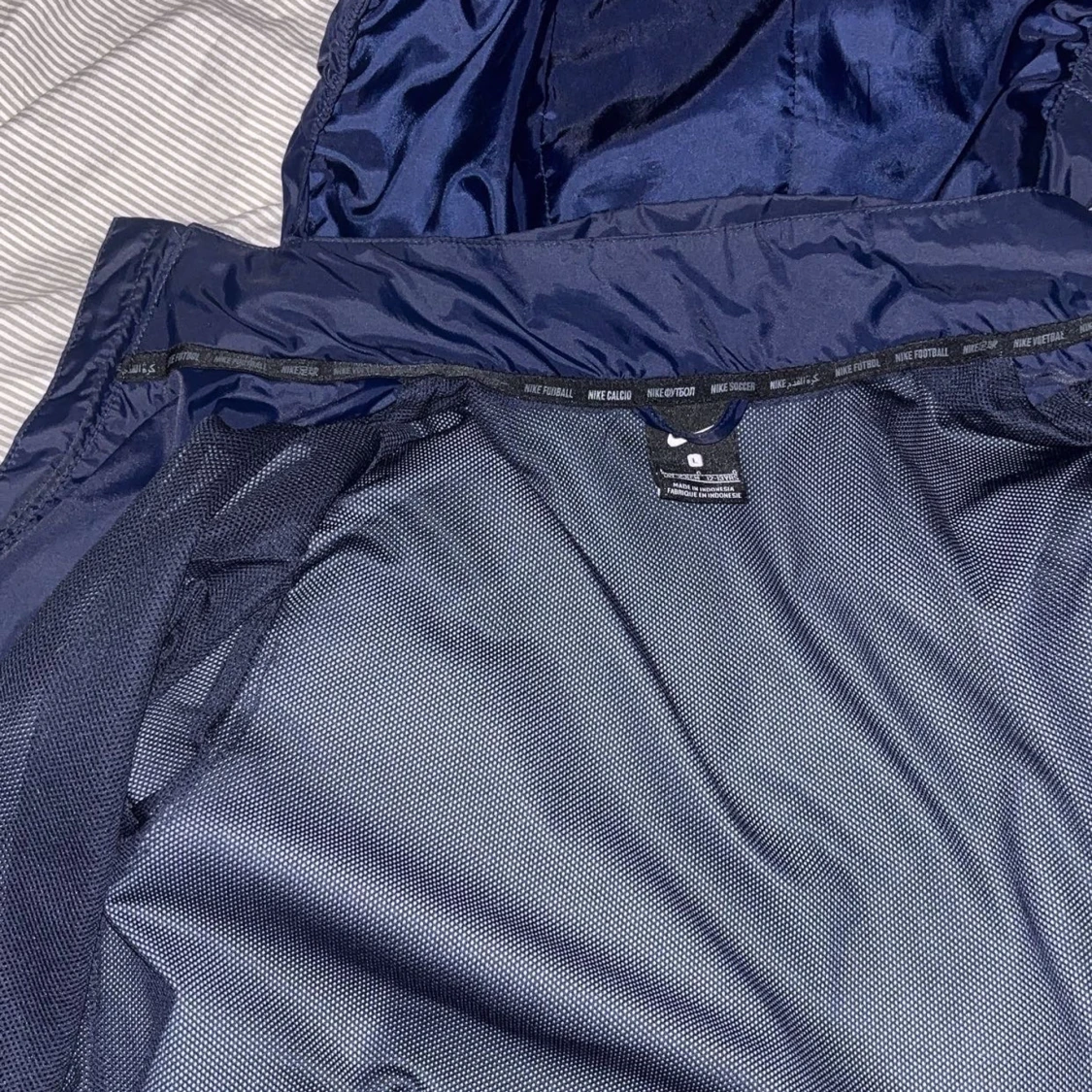 Blå Nike vindjacka med huva - 2