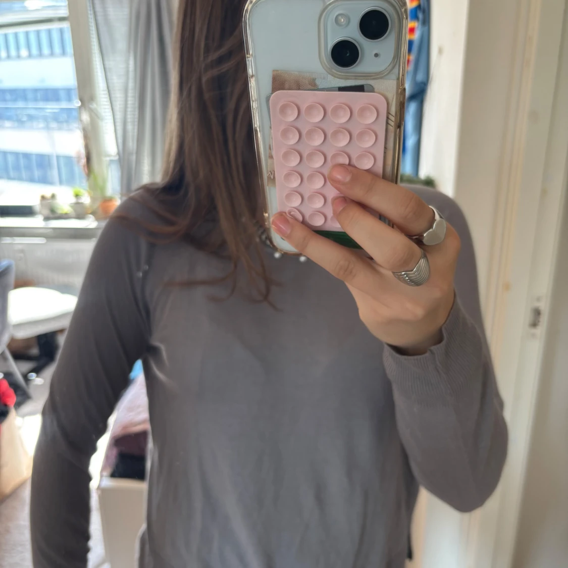 Grå långärmad tröja - 1