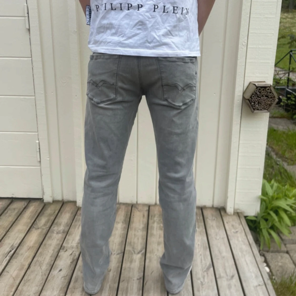 Grå jeansbyxor från Replay - 2