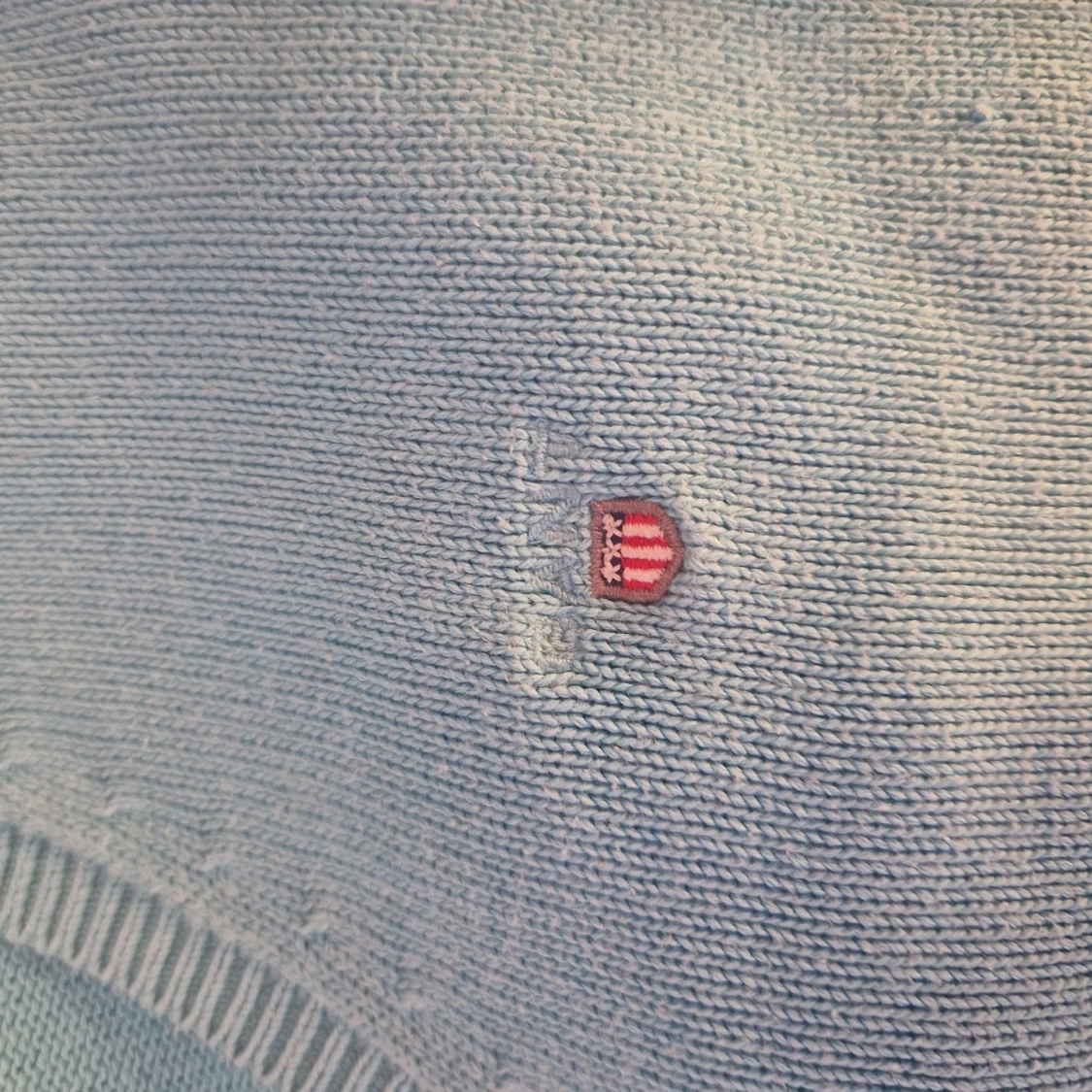 Ljusblå stickad tröja från Gant - 3