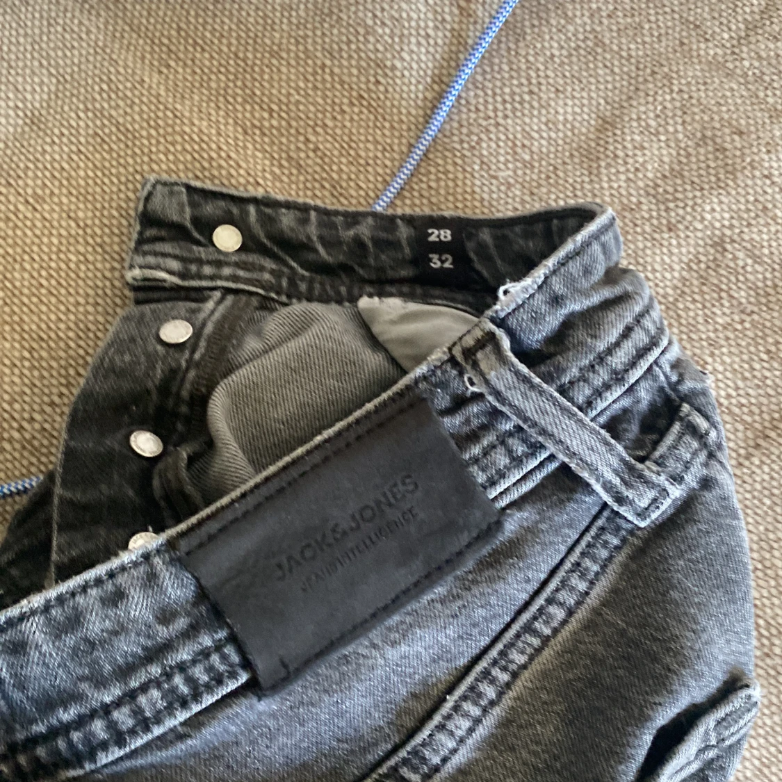 Svarta slim-straight jeans från Jack & Jones - 4