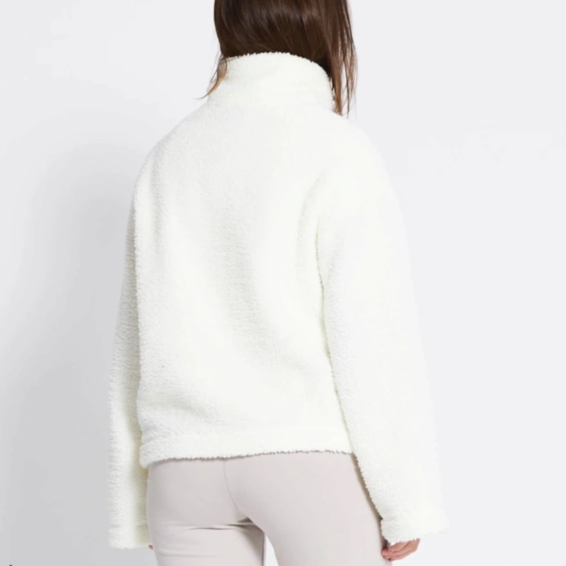 Vit teddyjacka med dragkedja - 1
