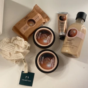 The body shop - Säljer allt detta i ett kit. 