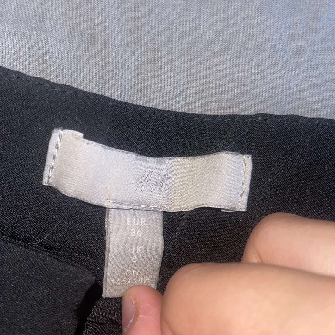 Svarta kostymbyxor från H&M - 2