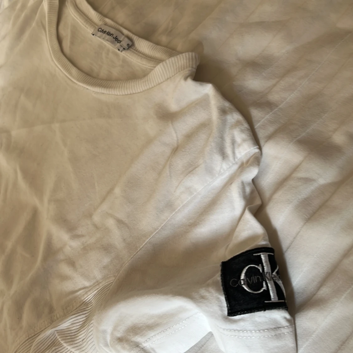 Vit t-shirt från Calvin Klein Jeans - 1