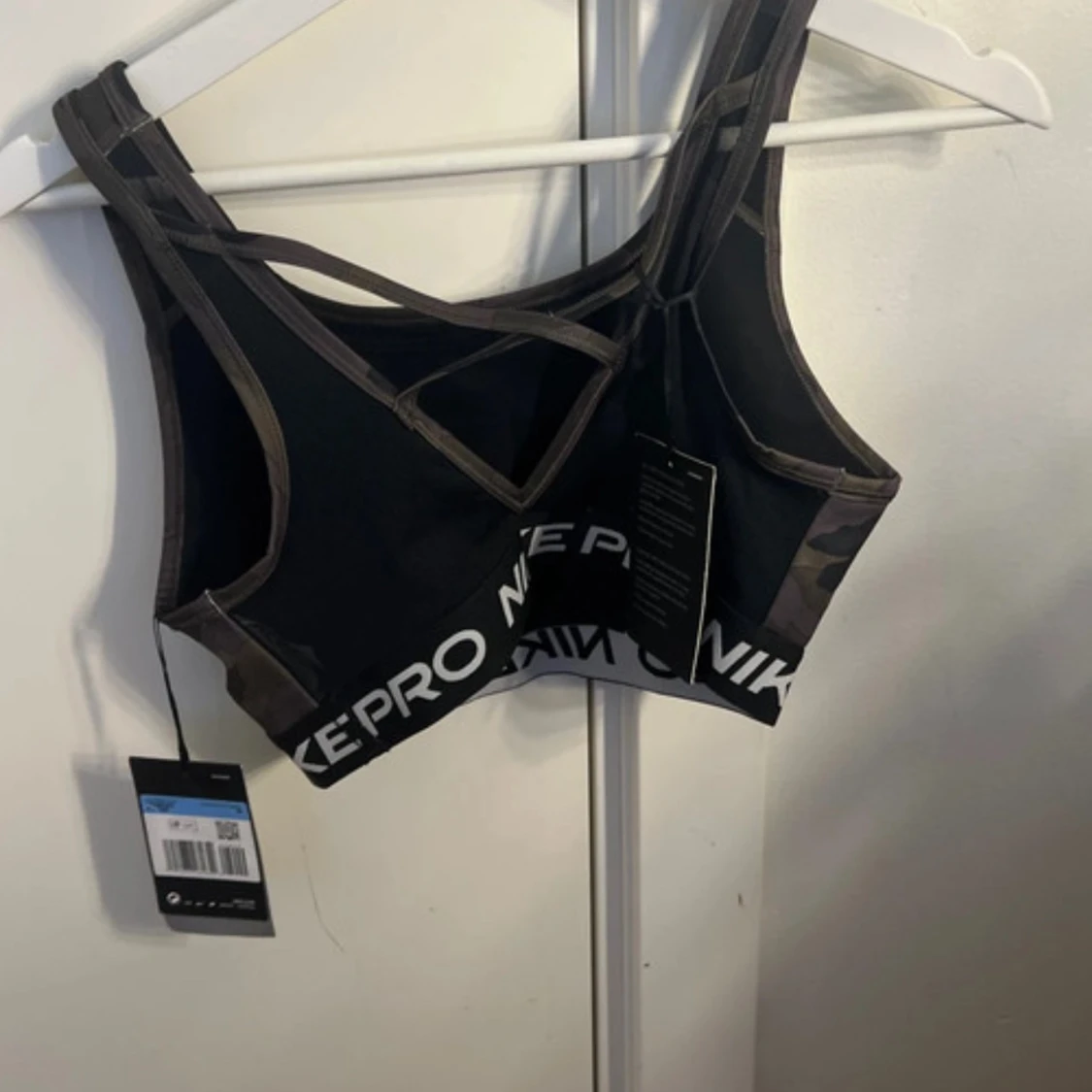 Nike Pro sport-bh med camomönster - 1