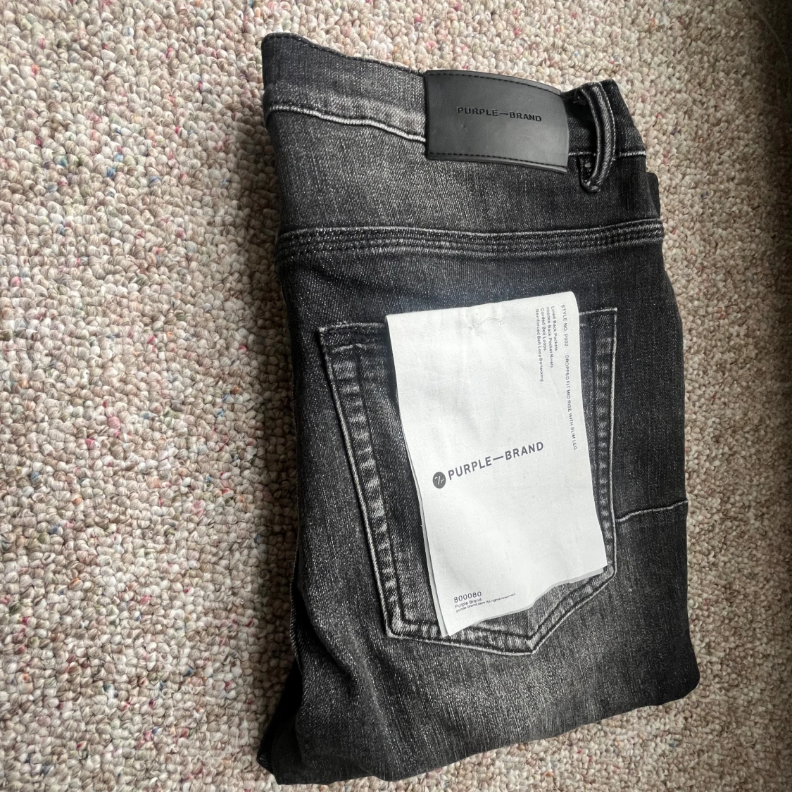 Svarta jeans från Purple Brand med slitningar - 1