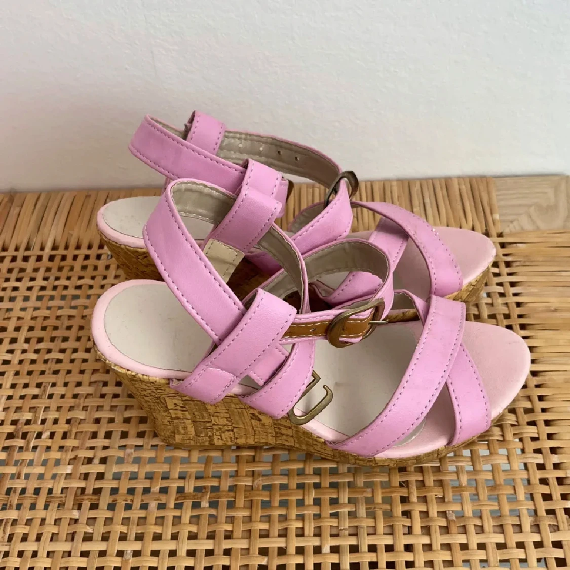 Rosa kilklack sandaler  - 2